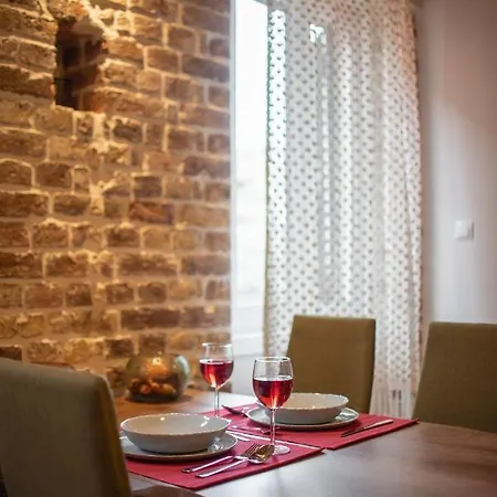 Martinucci@historical Centre Apartment *